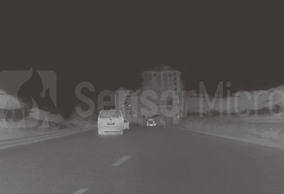 Infrared Thermal Imaging in Autonomous Vehicles: Enhancing Safety Beyond Human Vision